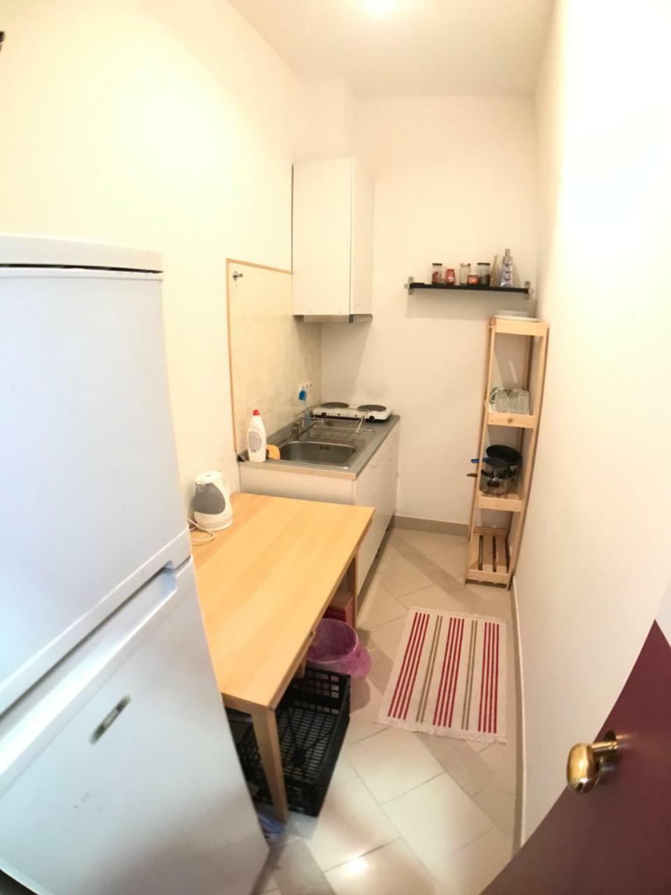 Prime Stays Central Budget Rooms - Budapest — Photos 2